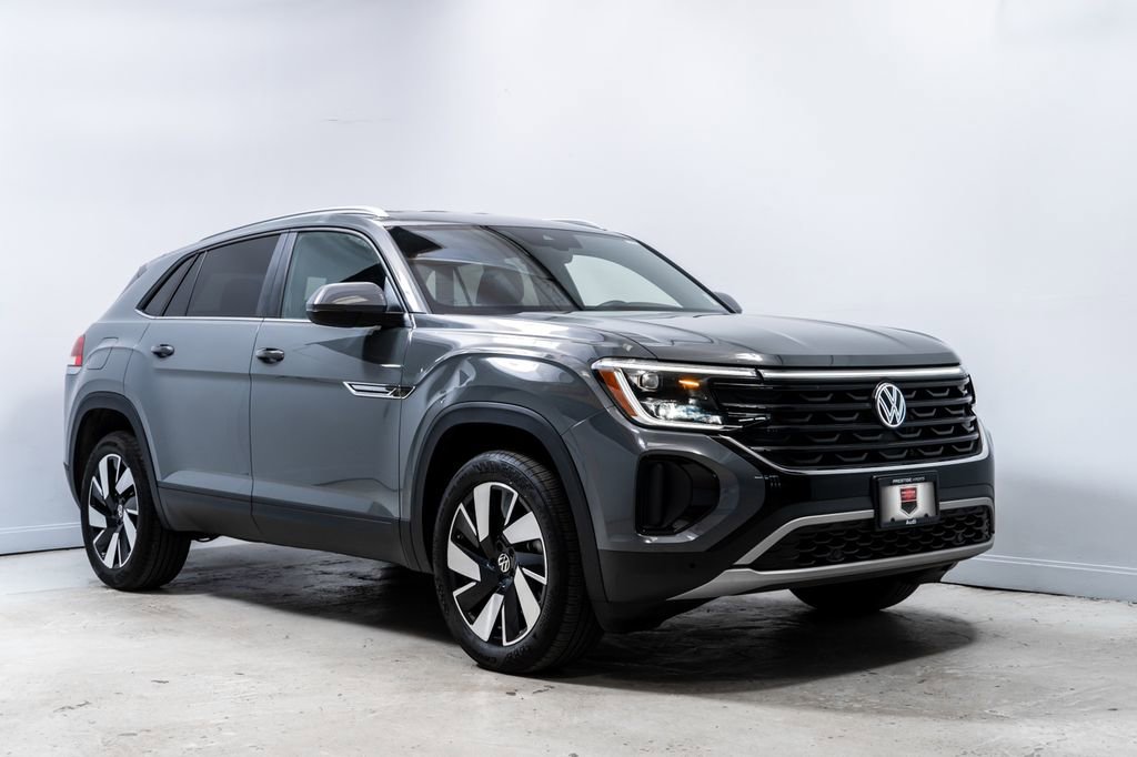 Used 2025 Volkswagen Atlas Cross Sport SE AWD/4WD image 9