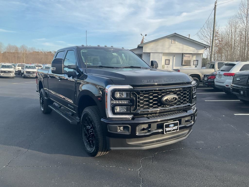 New 2026 Ford F250 Lariat w/ Black Appearance Package image 3