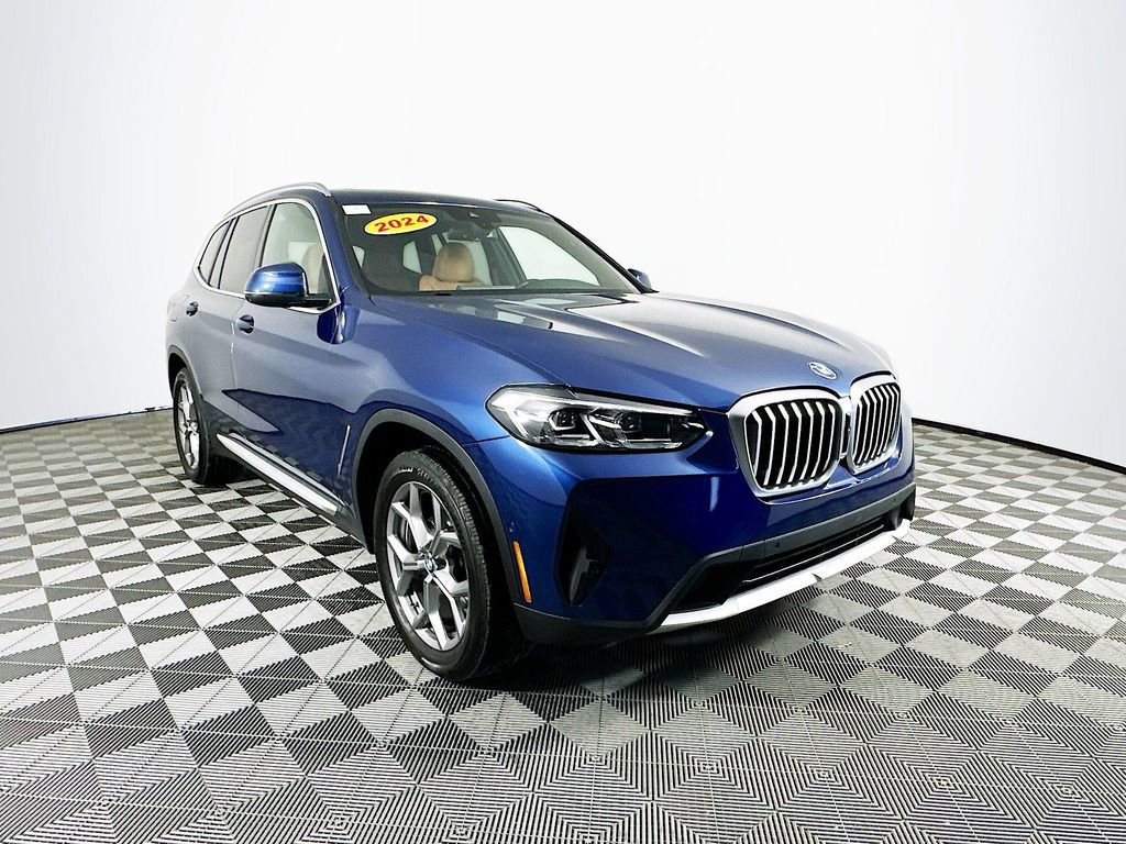 Used 2024 BMW X3 xDrive30i w/ Convenience Package image 2