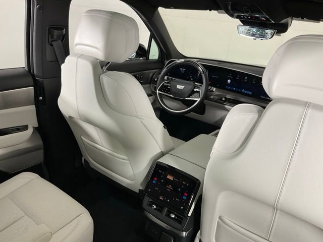 New 2026 Cadillac Vistiq Sport image 29