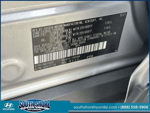Used 2021 Toyota RAV4 LE image 20