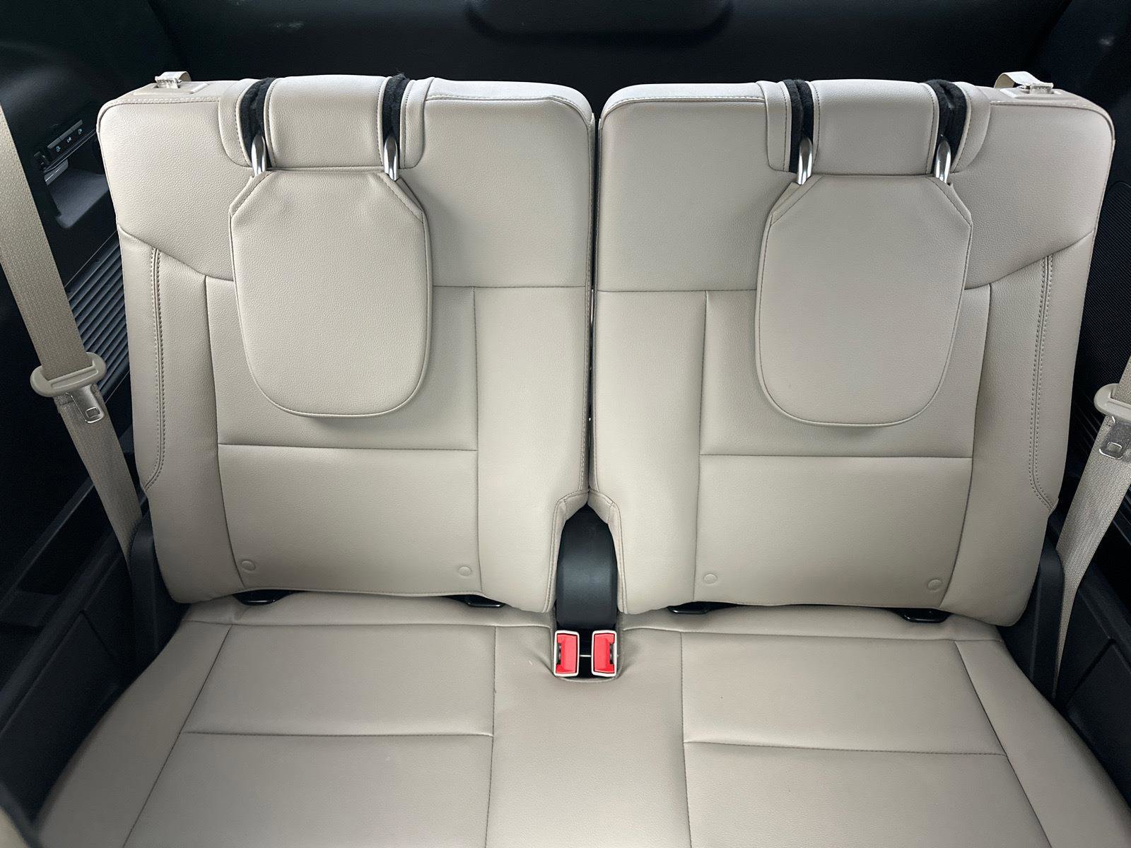 Used 2021 Ford Explorer Limited w/ Equipment Group 301A image 20