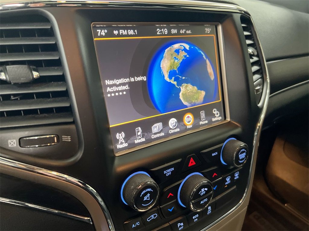 Used 2015 Jeep Grand Cherokee Limited image 14