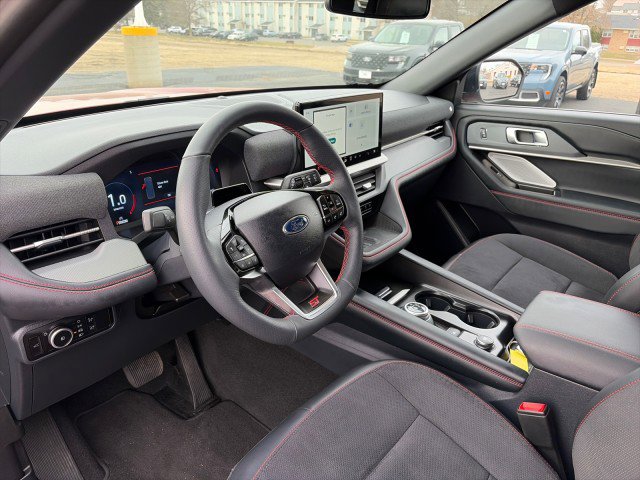 Used 2025 Ford Explorer ST w/ Sun And Sound Package image 11
