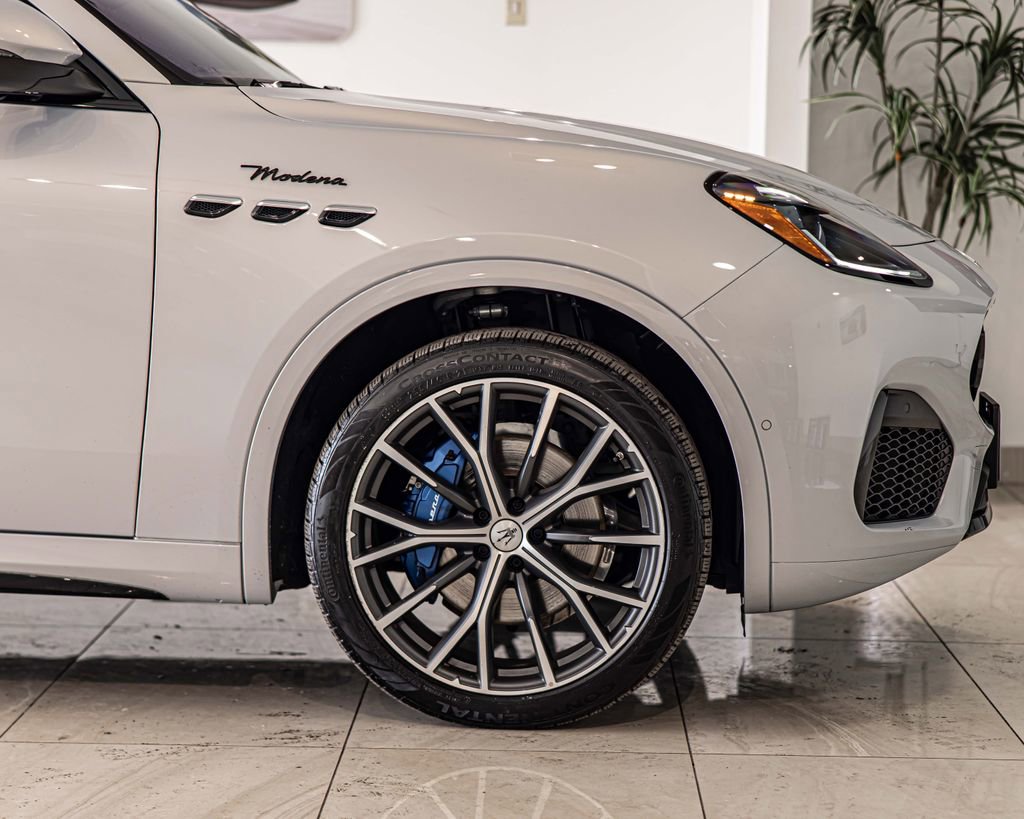 Used 2023 Maserati Grecale Modena image 10