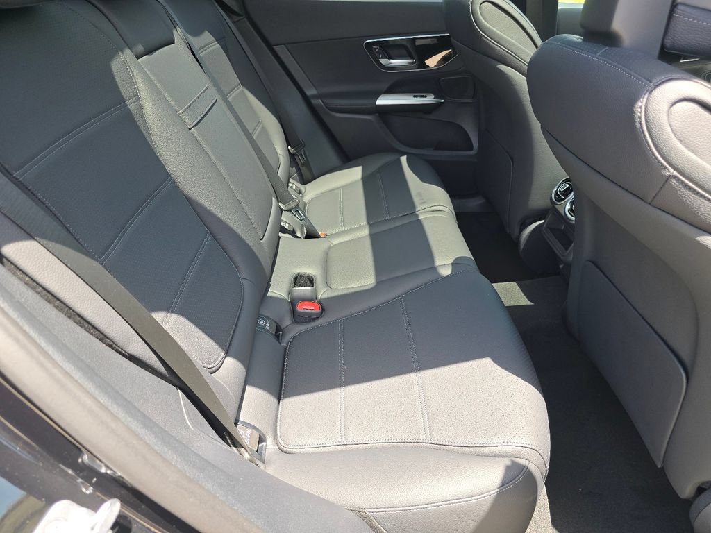 New 2026 Mercedes-Benz GLC 300 4MATIC image 21