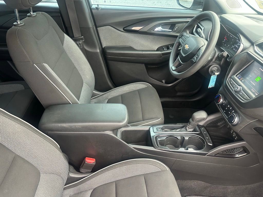 Used 2021 Chevrolet TrailBlazer LS image 16