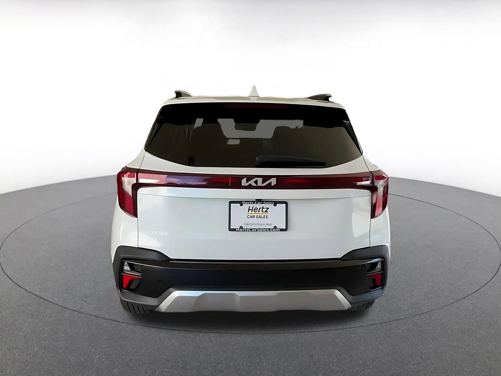 Used 2025 Kia Seltos S FWD image 12