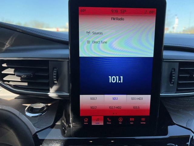 Used 2022 Ford Explorer Platinum w/ Equipment Group 601A image 14