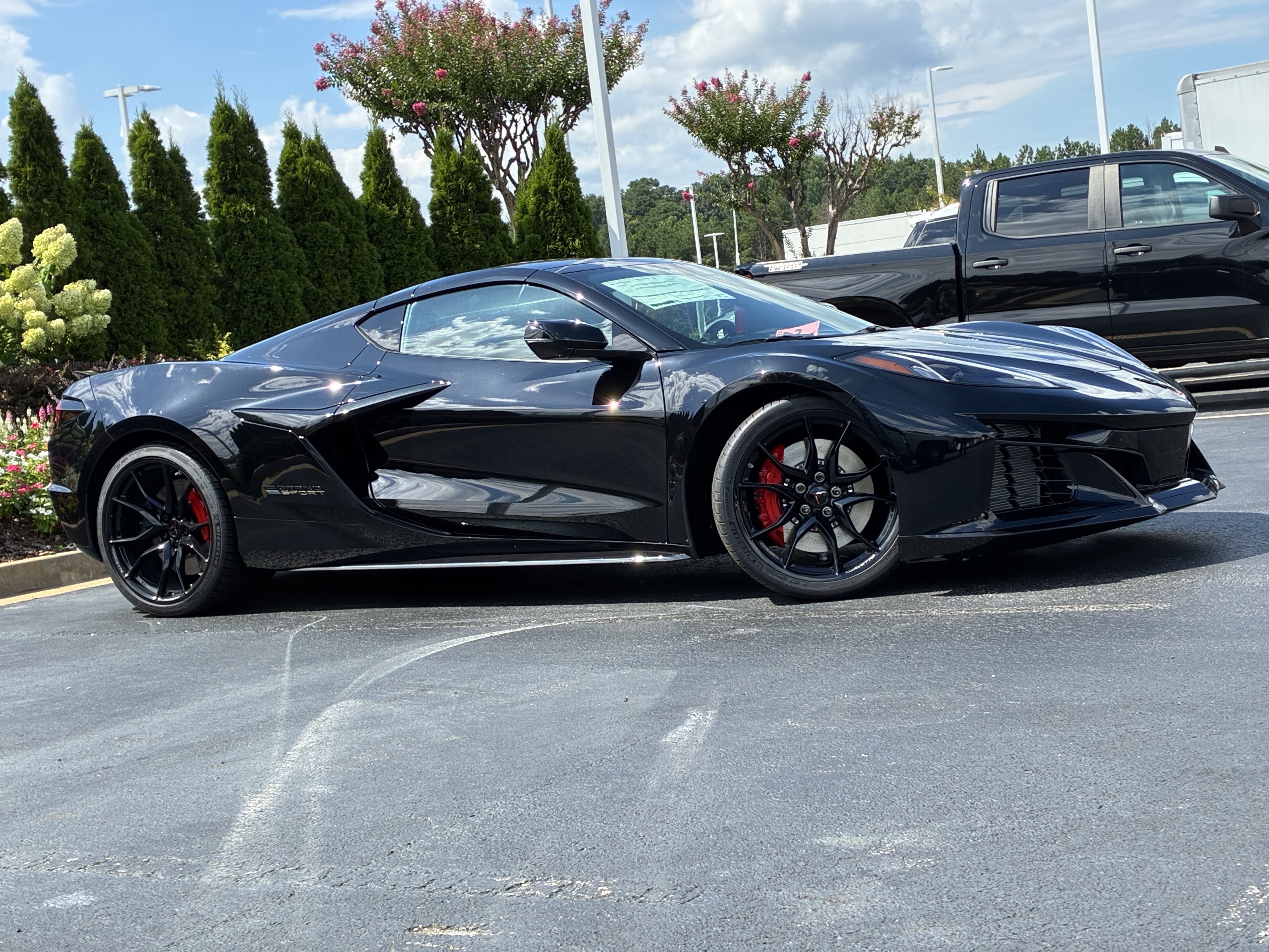 New 2027 Chevrolet Corvette Grand Sport RWD image 3