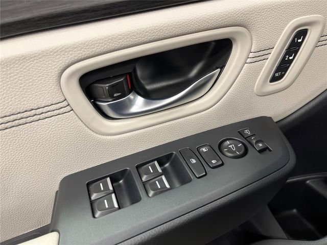 New 2026 Honda Pilot Touring image 16