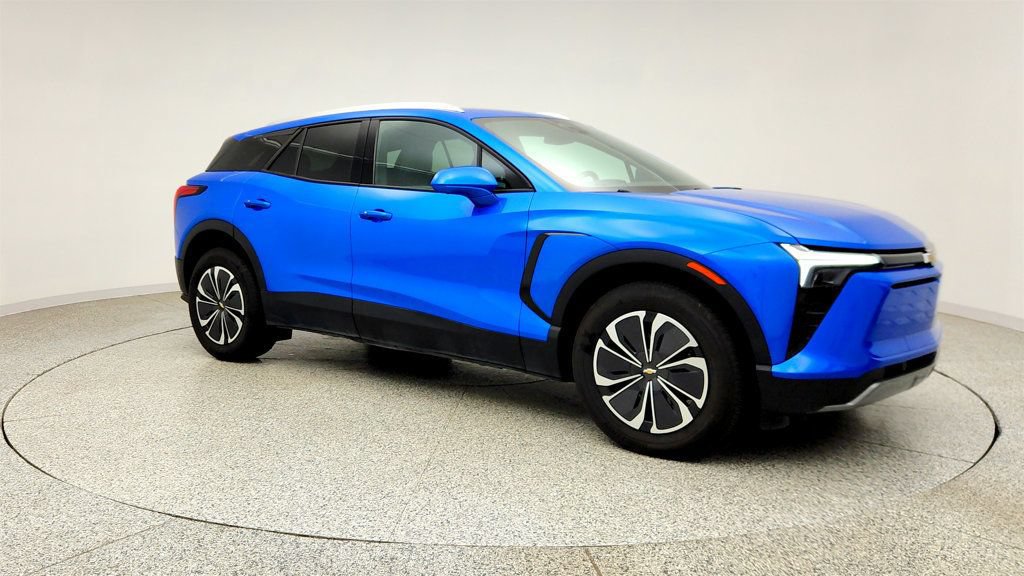 Used 2024 Chevrolet Blazer EV LT AWD/4WD image 3