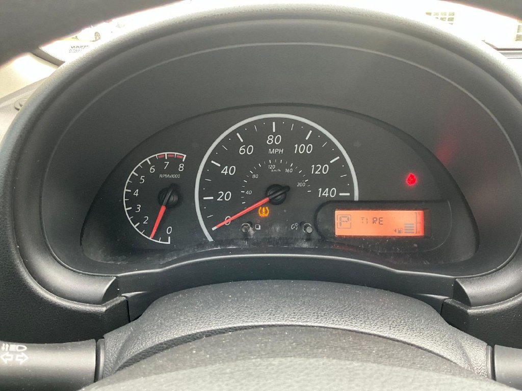 Used 2019 Nissan Versa S Plus FWD image 15