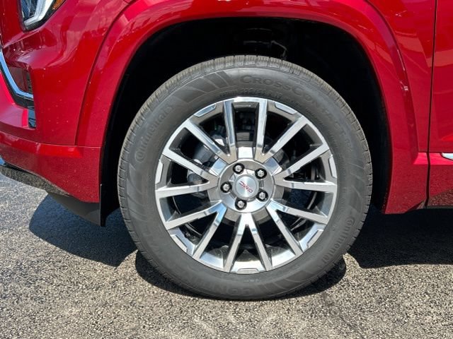 New 2026 GMC Terrain Denali w/ LPO, Black Badging Package AWD/4WD image 16