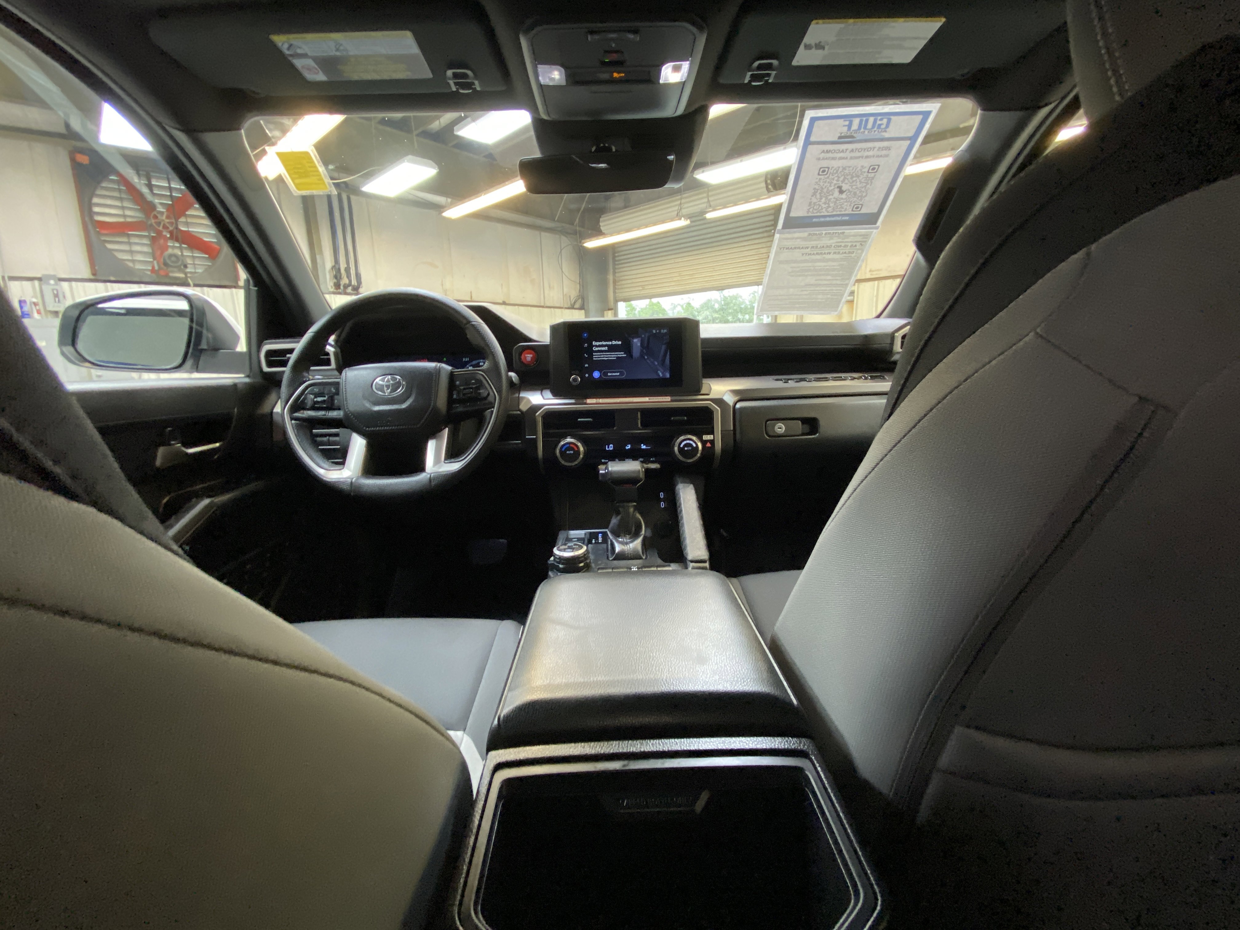 Used 2025 Toyota Tacoma TRD Off-Road image 20