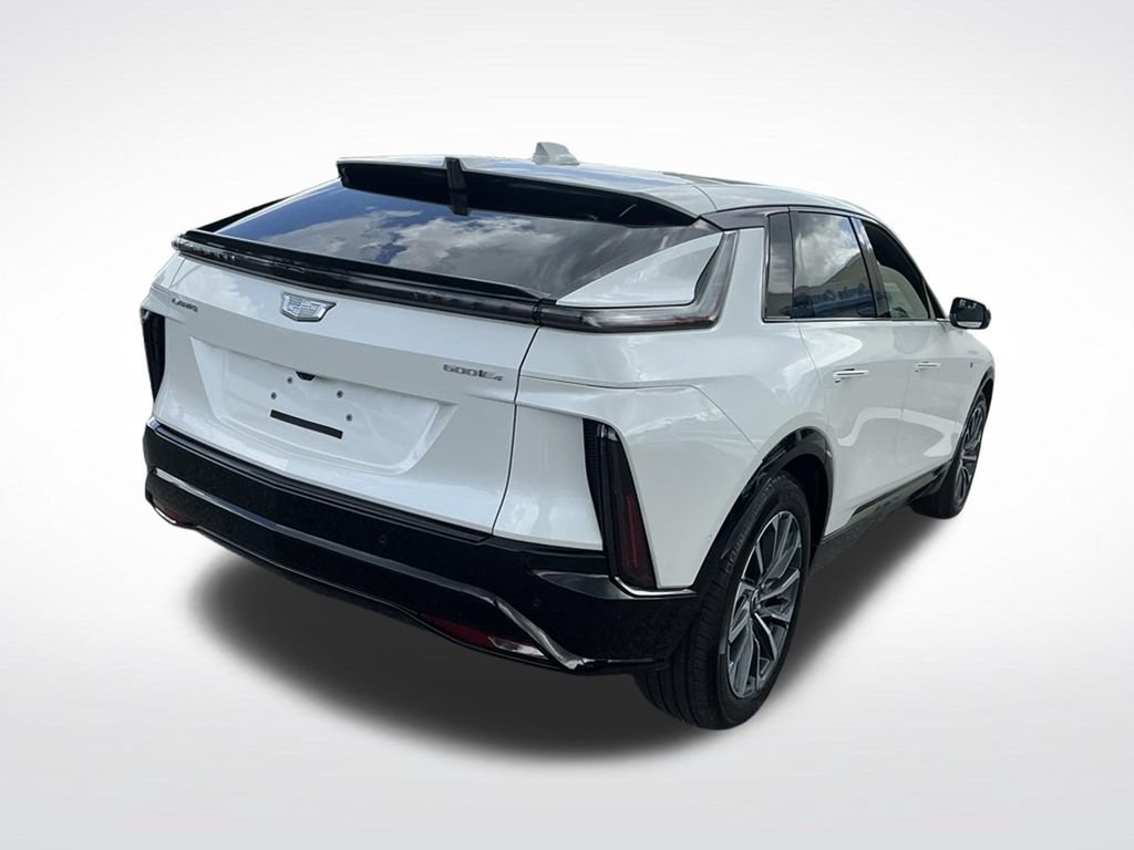 Used 2024 Cadillac Lyriq Sport AWD/4WD image 10
