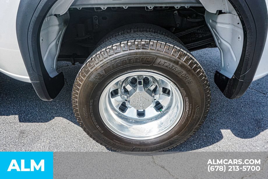 Used 2024 GMC Sierra 3500 Denali Ultimate AWD/4WD image 16
