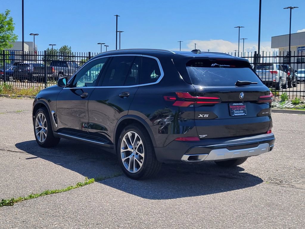 Used 2024 BMW X5 xDrive40i AWD/4WD image 6