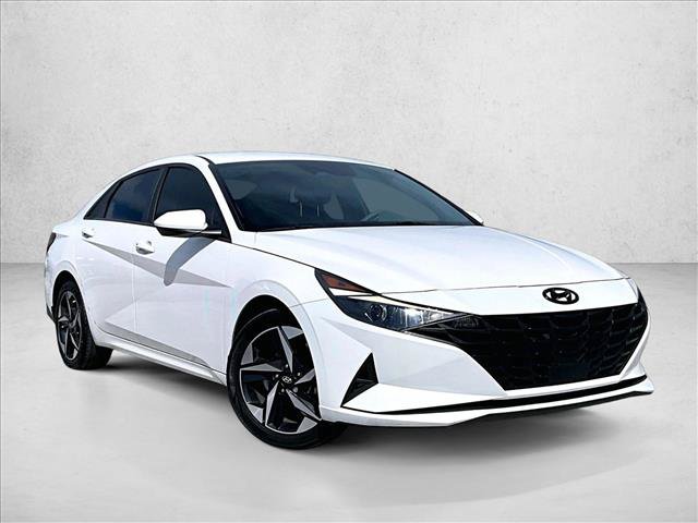 Used 2023 Hyundai Elantra SEL w/ Convenience Package FWD image 12
