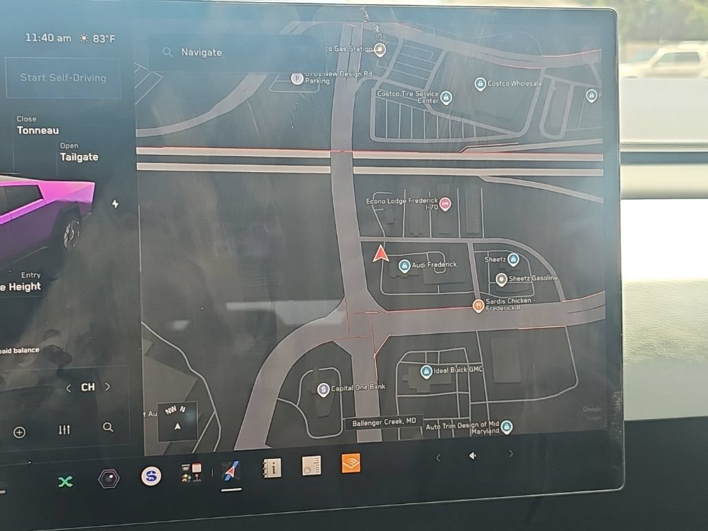 Used 2024 Tesla Cybertruck AWD Crew Cab image 7