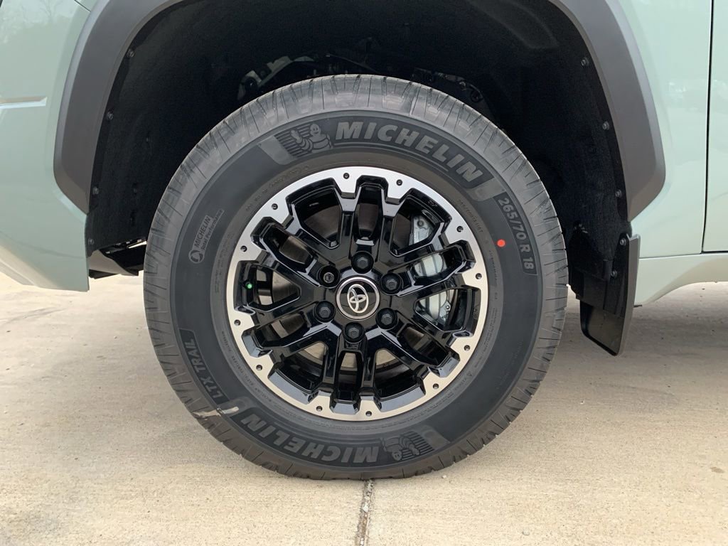 New 2026 Toyota Tundra SR5 image 31