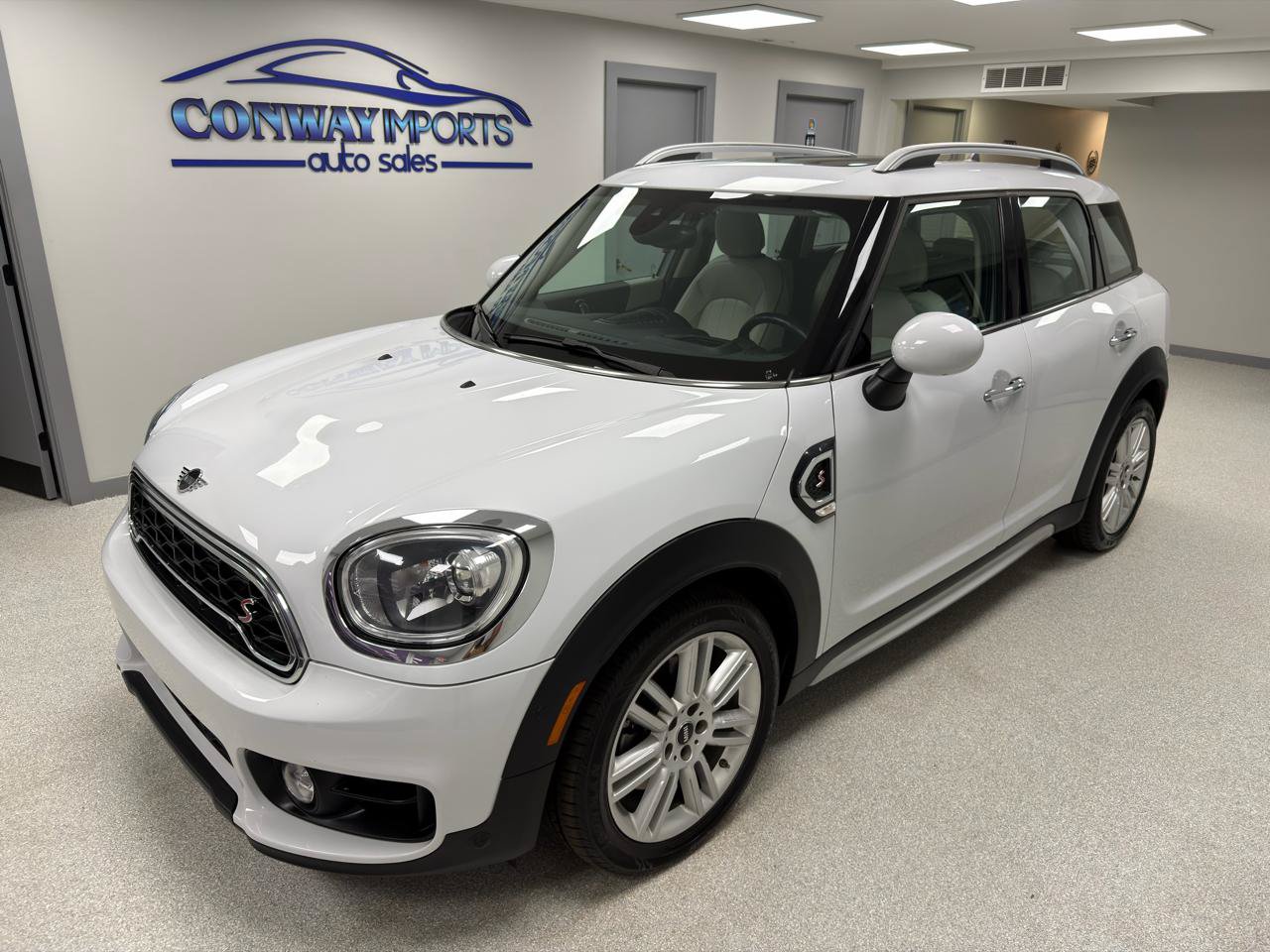 Used 2019 MINI Cooper Countryman S FWD image 2