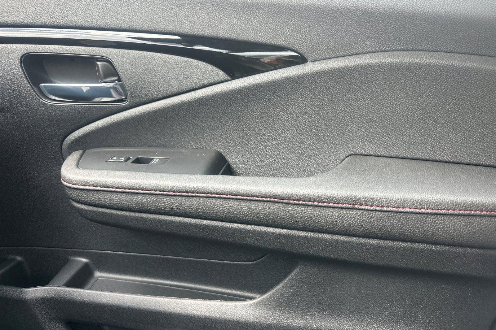 New 2026 Honda Ridgeline Black Edition image 19