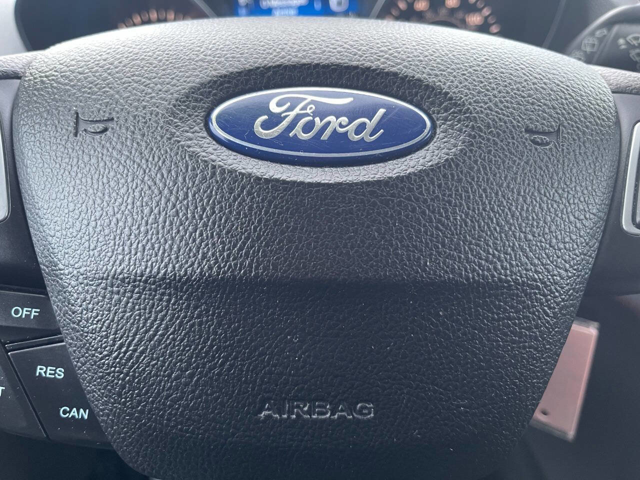 Used 2018 Ford Escape SE image 14
