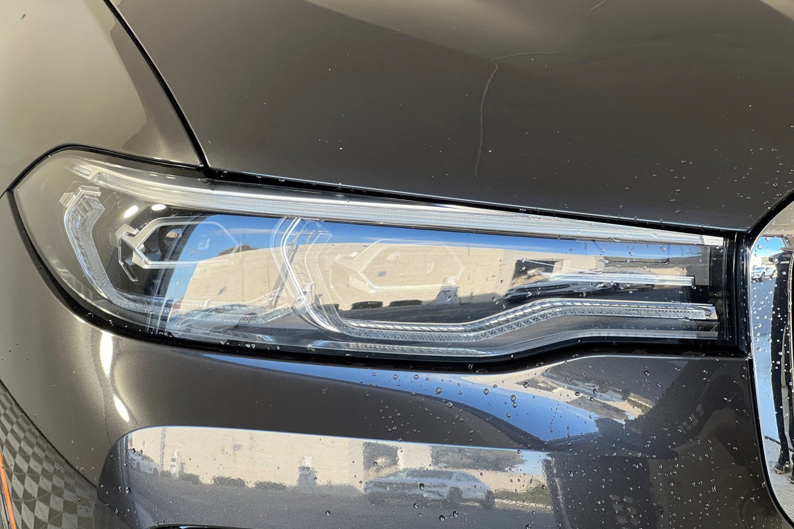 Used 2020 BMW X7 xDrive40i w/ Premium Package image 10