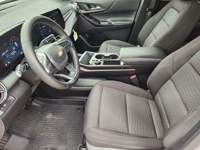 Used 2026 Chevrolet Equinox LT image 5