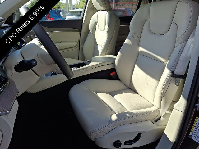 Certified 2024 Volvo XC90 B6 Plus AWD/4WD image 17
