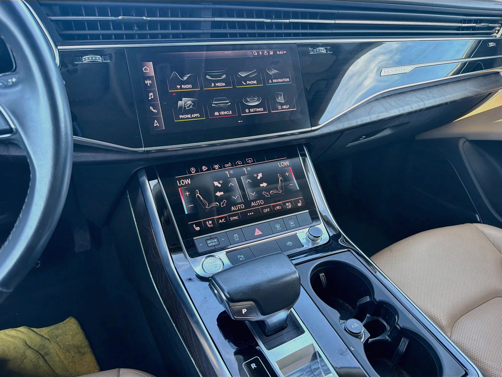 Used 2019 Audi Q8 Premium Plus AWD/4WD image 28