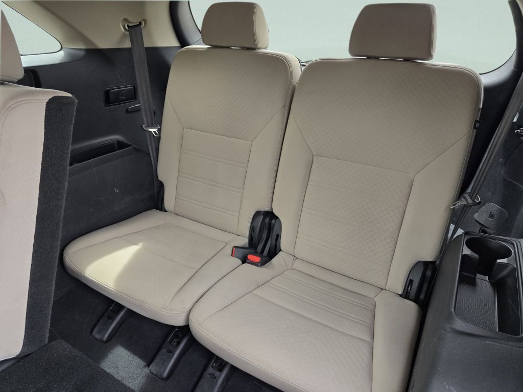 Used 2019 Kia Sorento LX w/ LX Convenience Package image 28