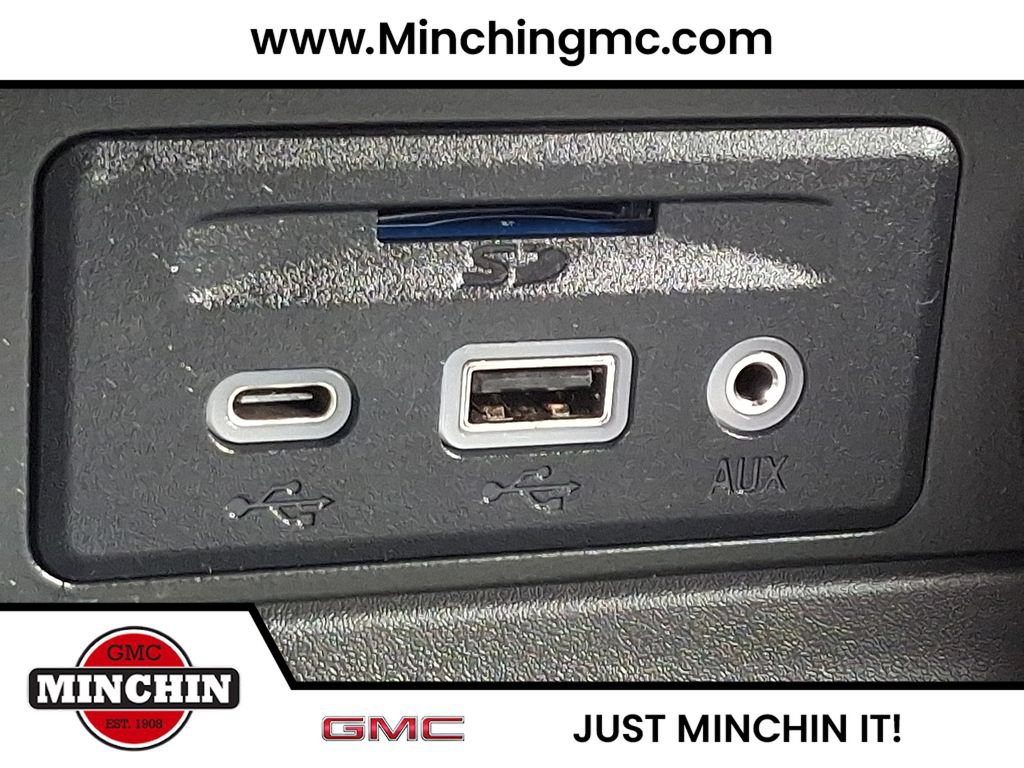Used 2022 GMC Terrain SLT w/ Tech Package AWD/4WD image 25