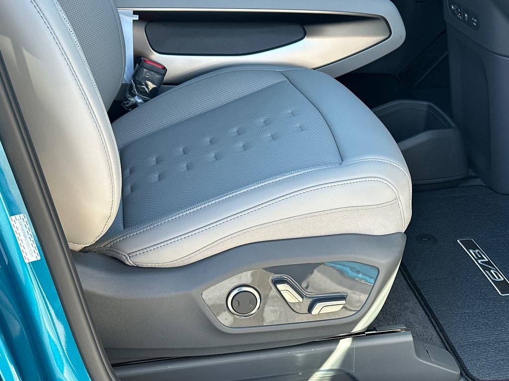 New 2026 Kia EV9 Wind image 13