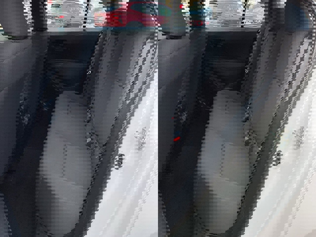 Used 2025 Toyota Corolla LE image 15