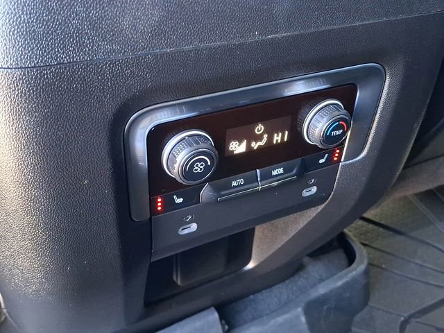 Used 2024 Chevrolet Tahoe High Country AWD/4WD image 9