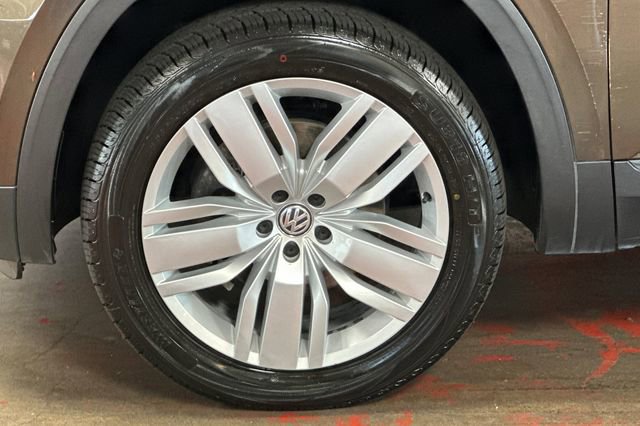 Used 2019 Volkswagen Atlas SE w/ Towing Package AWD/4WD image 34