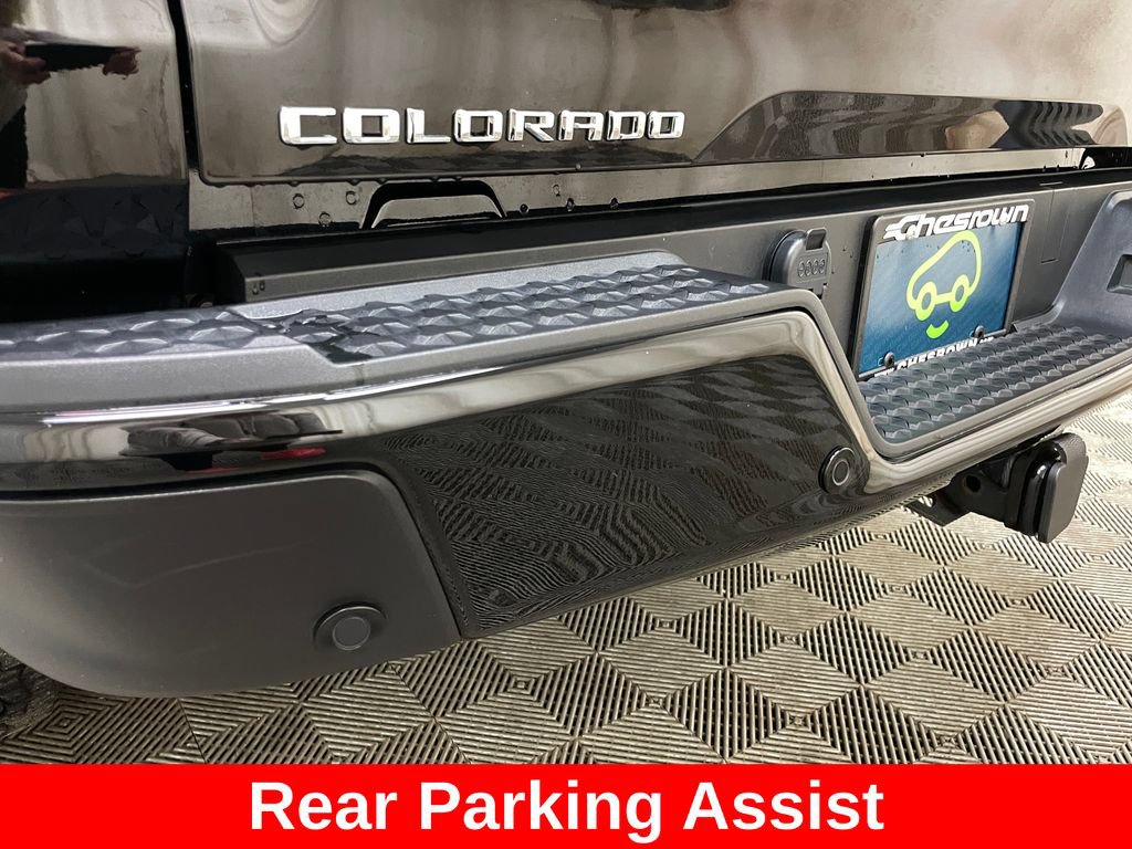 Used 2024 Chevrolet Colorado ZR2 w/ ZR2 Convenience Package III AWD/4WD image 16