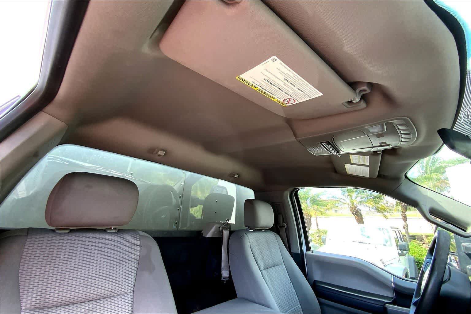 Used 2017 Ford F550 4x4 Regular Cab Super Duty image 29
