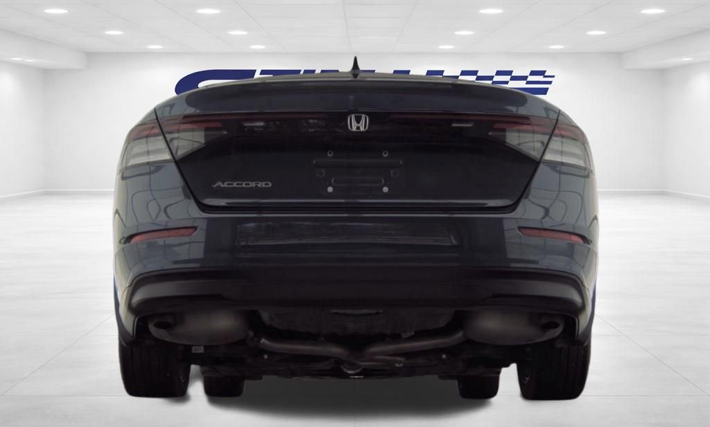 Used 2025 Honda Accord SE image 4