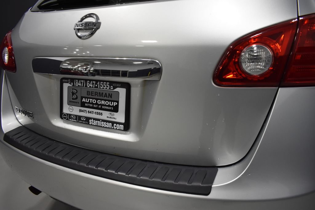 Used 2013 Nissan Rogue S FWD image 12