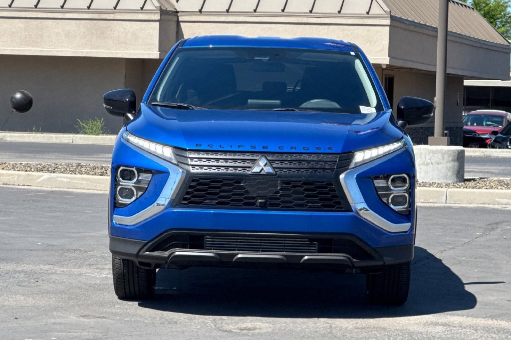 New 2026 Mitsubishi Eclipse Cross LE AWD/4WD image 12