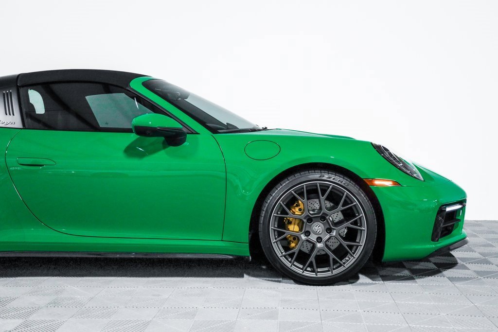 Used 2021 Porsche 911 Targa 4 image 3