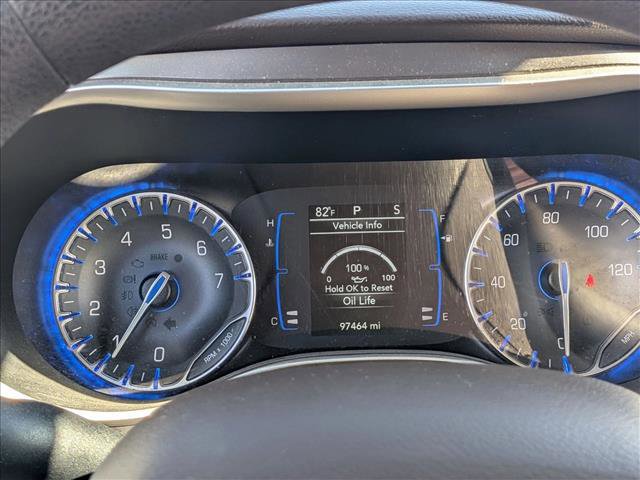 Used 2018 Chrysler Pacifica Touring Plus FWD image 10