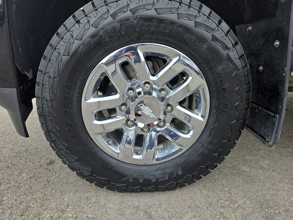 Used 2019 Chevrolet Silverado 3500 LTZ image 10