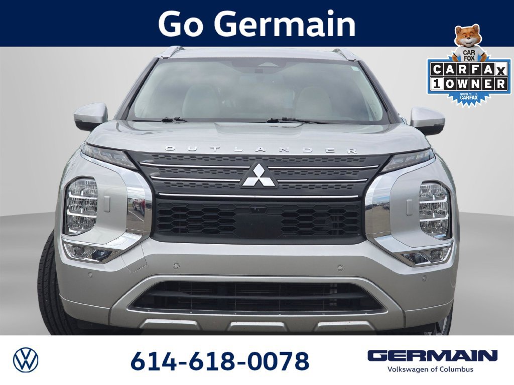 Used 2023 Mitsubishi Outlander SEL AWD/4WD image 2