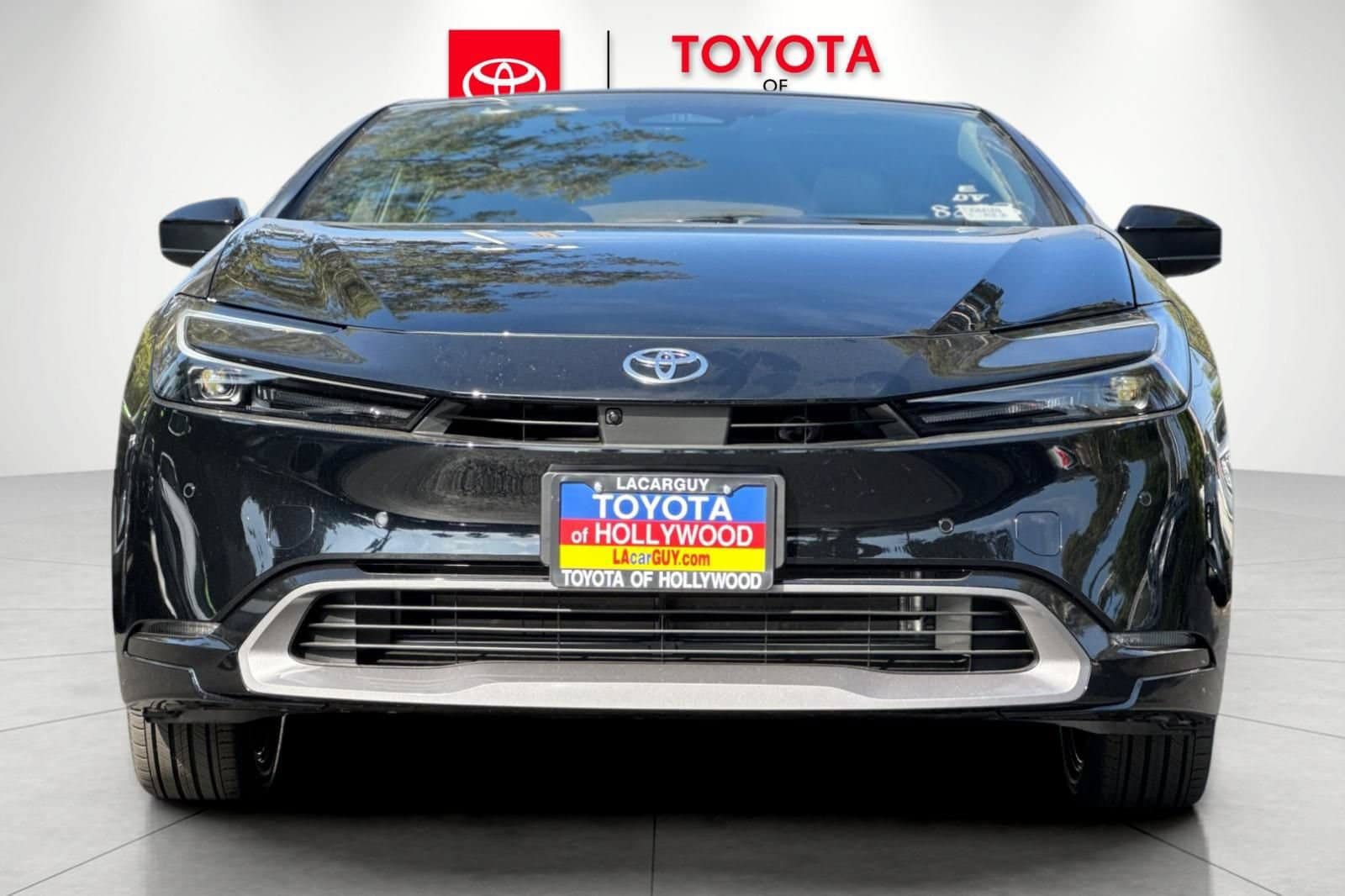 New 2026 Toyota Prius Limited FWD image 8