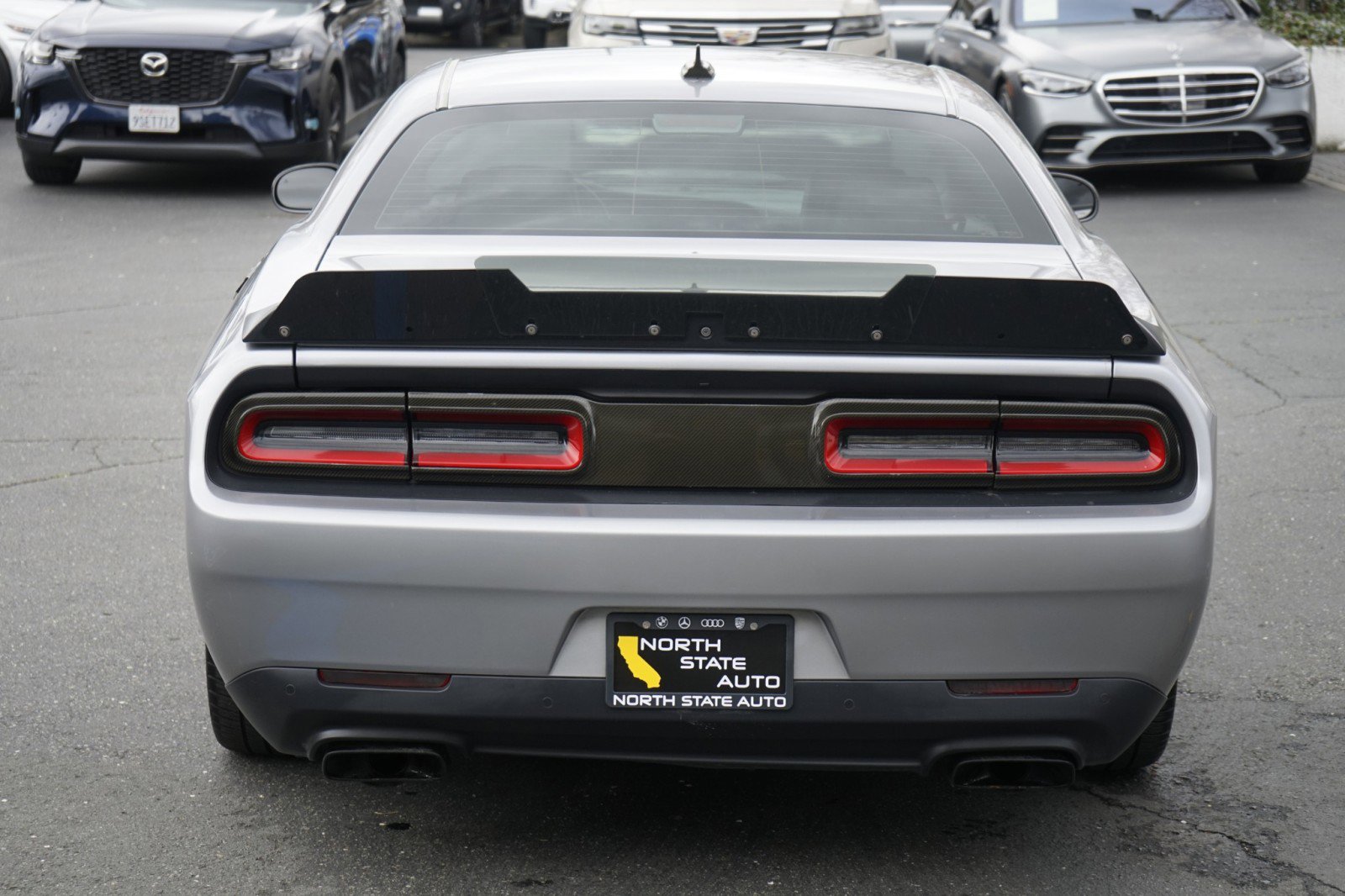 Used 2016 Dodge Challenger SRT Hellcat image 10