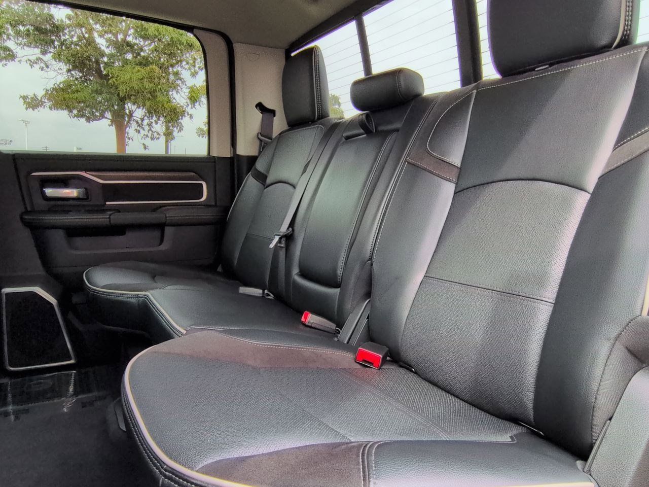 Used 2024 RAM 2500 Laramie AWD/4WD image 22